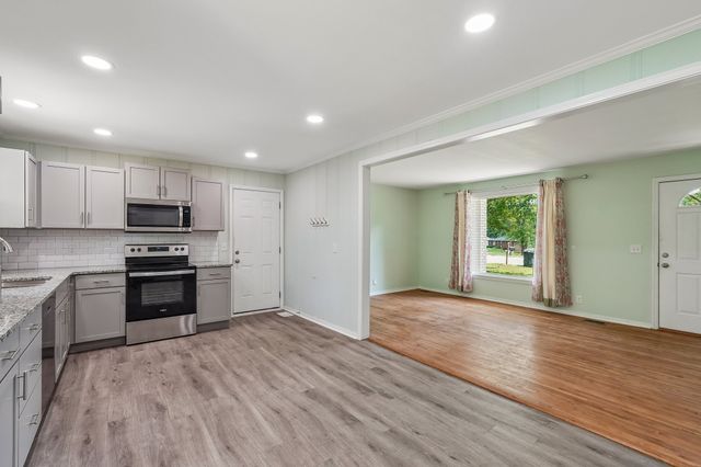 5053 Luker Ln, Antioch, TN 37013