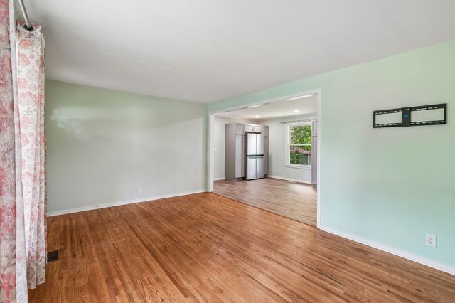 5053 Luker Ln, Antioch, TN 37013