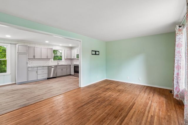 5053 Luker Ln, Antioch, TN 37013