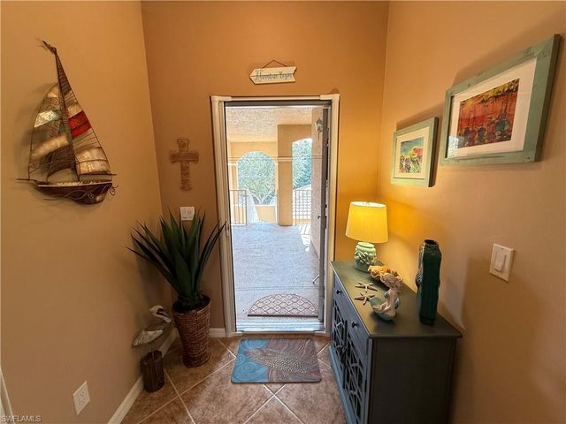 1076 Winding Pines CIR 203, Cape Coral, FL 33909