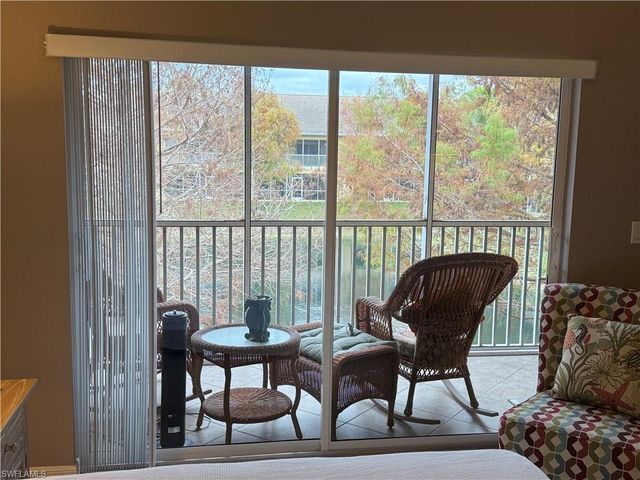 1076 Winding Pines CIR 203, Cape Coral, FL 33909