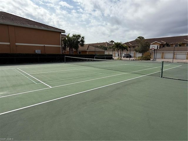 1076 Winding Pines CIR 203, Cape Coral, FL 33909