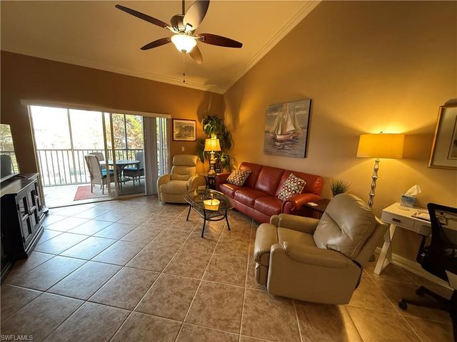 1076 Winding Pines CIR 203, Cape Coral, FL 33909
