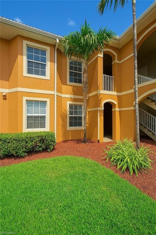 1076 Winding Pines CIR 203, Cape Coral, FL 33909