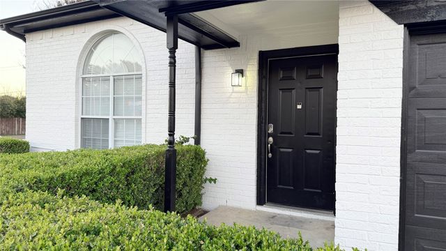 7101 Brookdale Court, Watauga, TX 76148