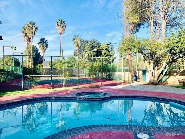 22329 Plummer, Chatsworth, CA 91311