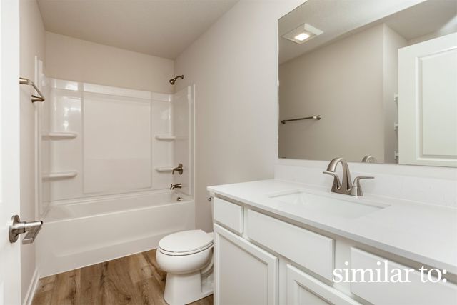8210 Buckley Court, Johnston, IA 50131