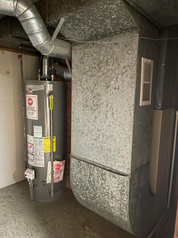 18680 Five Points Street, Redford, MI 48240