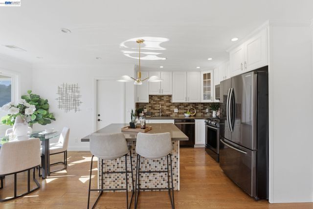 12 Jacinto Lane, South San Francisco, CA 94080