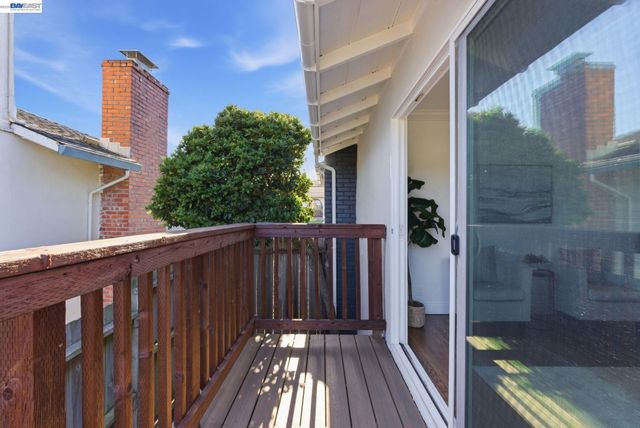 12 Jacinto Lane, South San Francisco, CA 94080