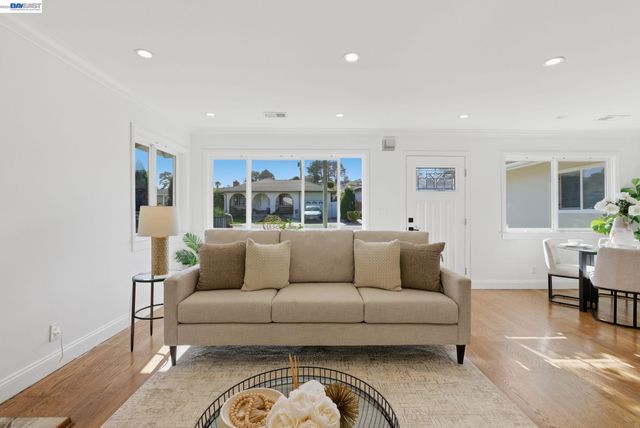 12 Jacinto Lane, South San Francisco, CA 94080