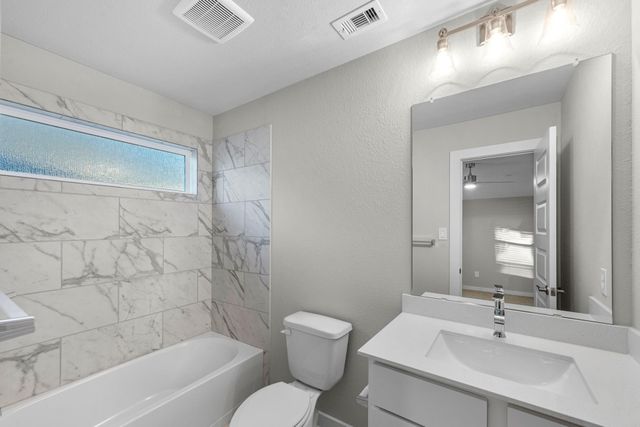 4511 Whisperwood Drive, Rosenberg, TX 77471