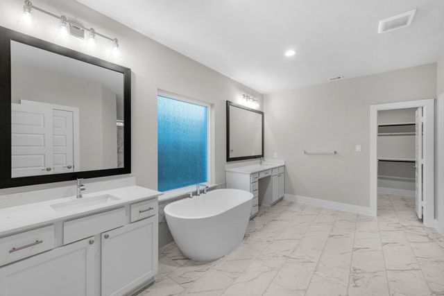 4511 Whisperwood Drive, Rosenberg, TX 77471