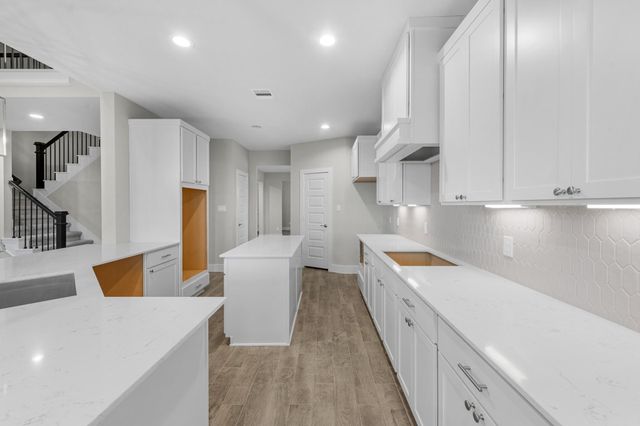 4511 Whisperwood Drive, Rosenberg, TX 77471