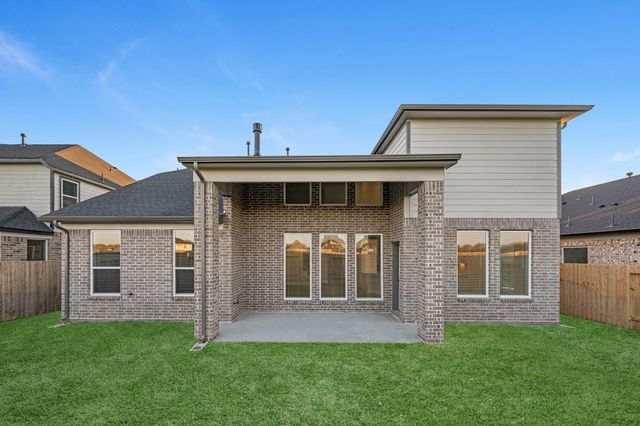 4511 Whisperwood Drive, Rosenberg, TX 77471