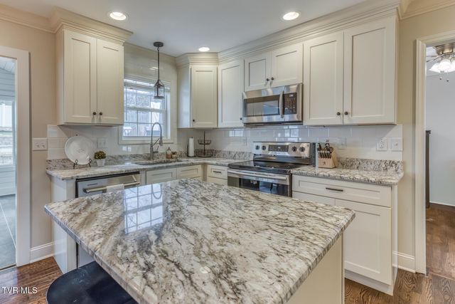 4004 West Englewood Boulevard, Johnson City, TN 37601