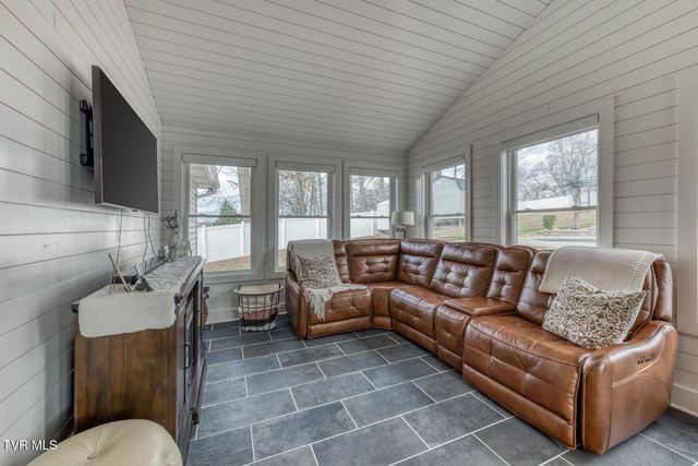 4004 West Englewood Boulevard, Johnson City, TN 37601