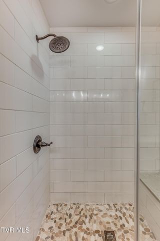 4004 West Englewood Boulevard, Johnson City, TN 37601