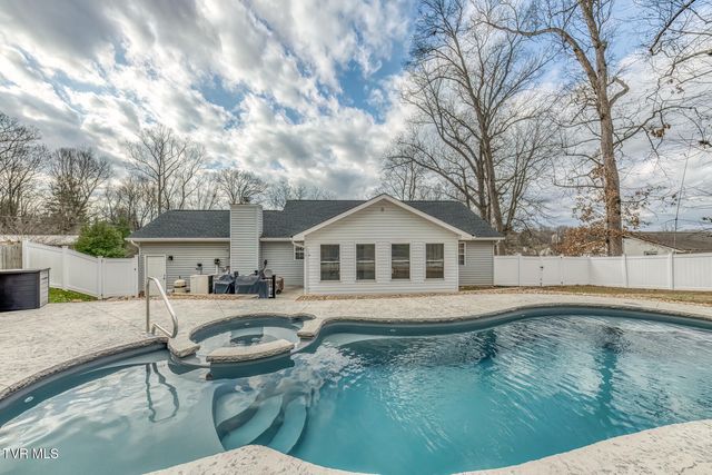 4004 West Englewood Boulevard, Johnson City, TN 37601