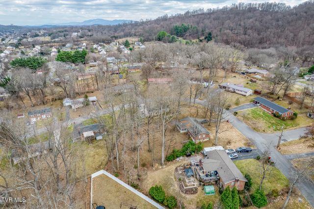 4004 West Englewood Boulevard, Johnson City, TN 37601