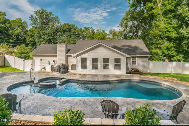 4004 West Englewood Boulevard, Johnson City, TN 37601