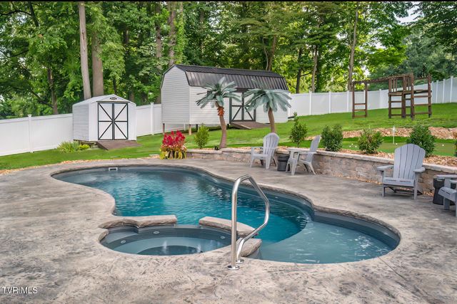 4004 West Englewood Boulevard, Johnson City, TN 37601