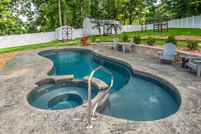 4004 West Englewood Boulevard, Johnson City, TN 37601