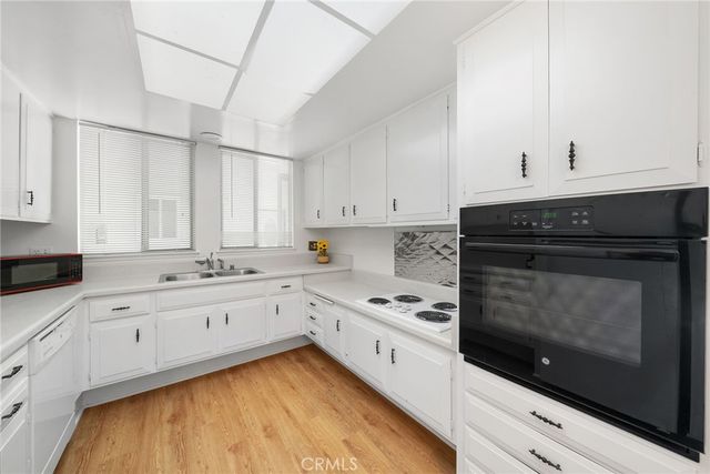 225 Avenida Majorca N, Laguna Woods, CA 92637