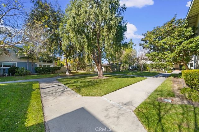 225 Avenida Majorca N, Laguna Woods, CA 92637