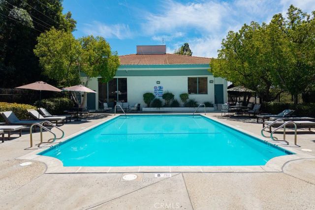 4716 Park Granada 198, Calabasas, CA 91302