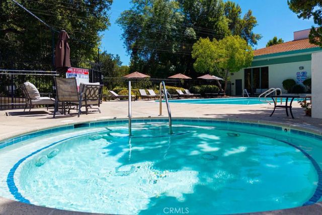 4716 Park Granada 198, Calabasas, CA 91302