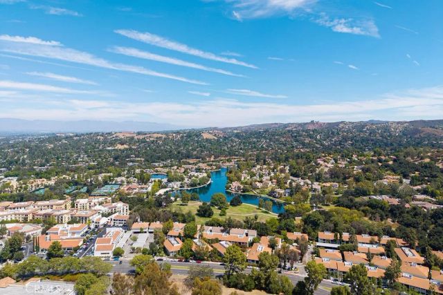 4716 Park Granada 198, Calabasas, CA 91302