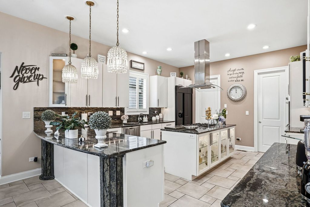 109 Rose Drive, Bloomingdale, IL 60108 — photo 5