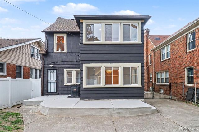 4251 Glendale Street, Detroit, MI 48238