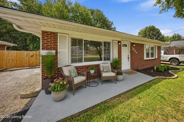 3228 New Lynnview Dr, Louisville, KY 40216