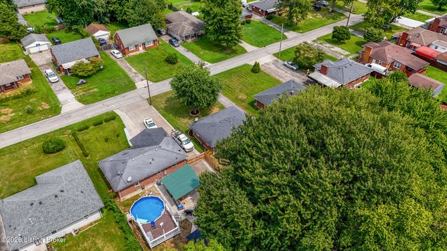 3228 New Lynnview Dr, Louisville, KY 40216
