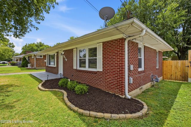 3228 New Lynnview Dr, Louisville, KY 40216
