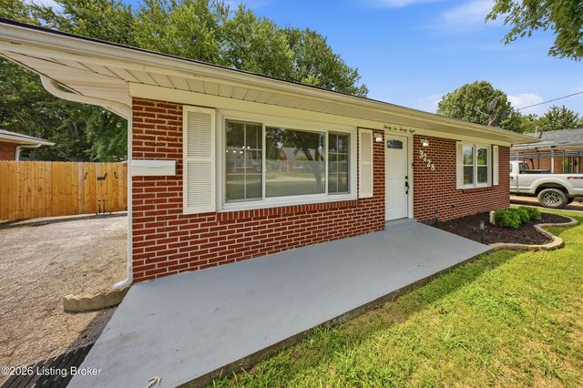 3228 New Lynnview Dr, Louisville, KY 40216