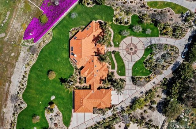 15980 Summit Crest Drive, Riverside, CA 92506