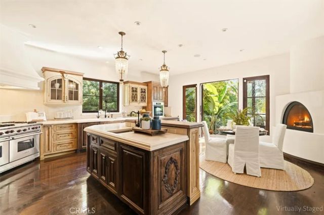 3649 Navajo Place, Palos Verdes Estates, CA 90274