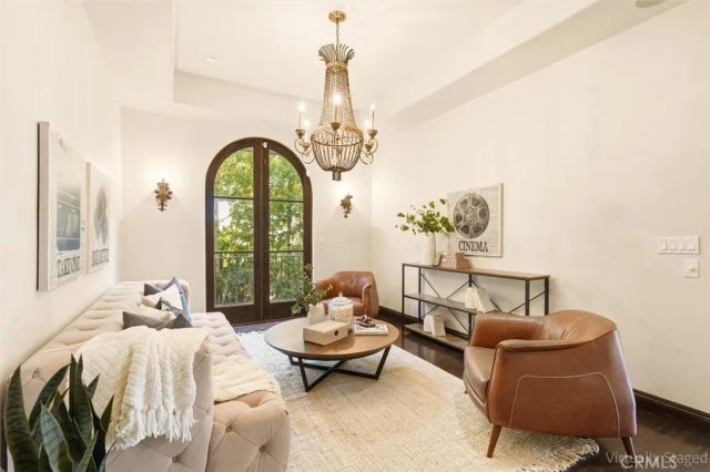 3649 Navajo Place, Palos Verdes Estates, CA 90274