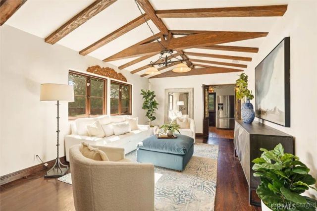 3649 Navajo Place, Palos Verdes Estates, CA 90274