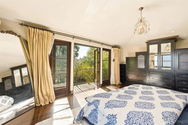 3649 Navajo Place, Palos Verdes Estates, CA 90274