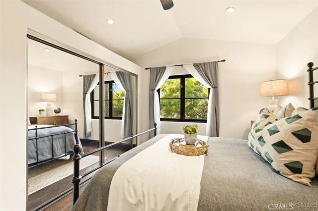 3649 Navajo Place, Palos Verdes Estates, CA 90274