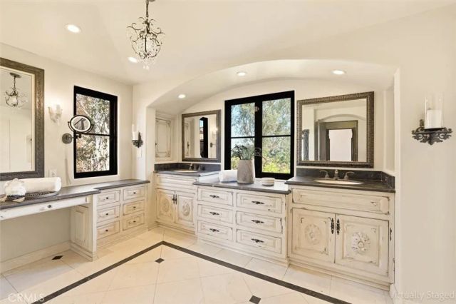 3649 Navajo Place, Palos Verdes Estates, CA 90274