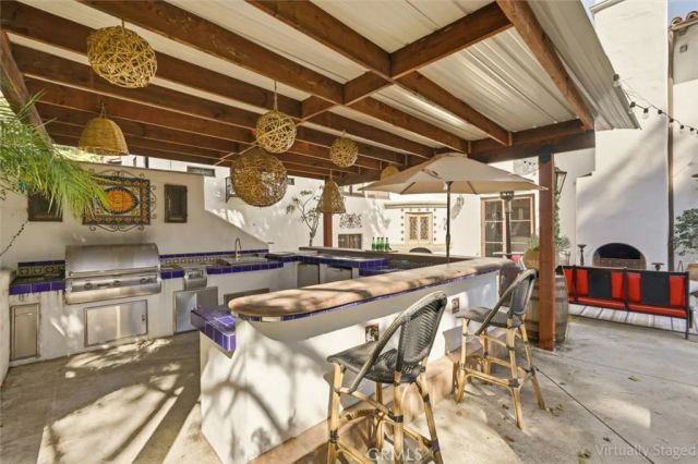 3649 Navajo Place, Palos Verdes Estates, CA 90274