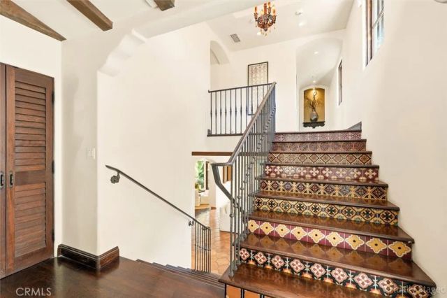 3649 Navajo Place, Palos Verdes Estates, CA 90274