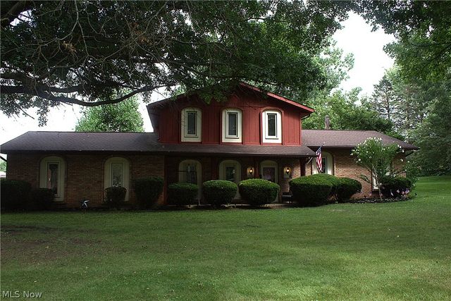 11650 Streamview Avenue NW, Uniontown, OH 44685