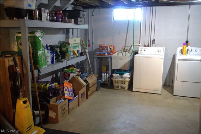 11650 Streamview Avenue NW, Uniontown, OH 44685
