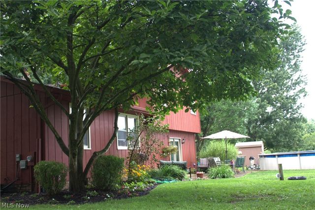 11650 Streamview Avenue NW, Uniontown, OH 44685